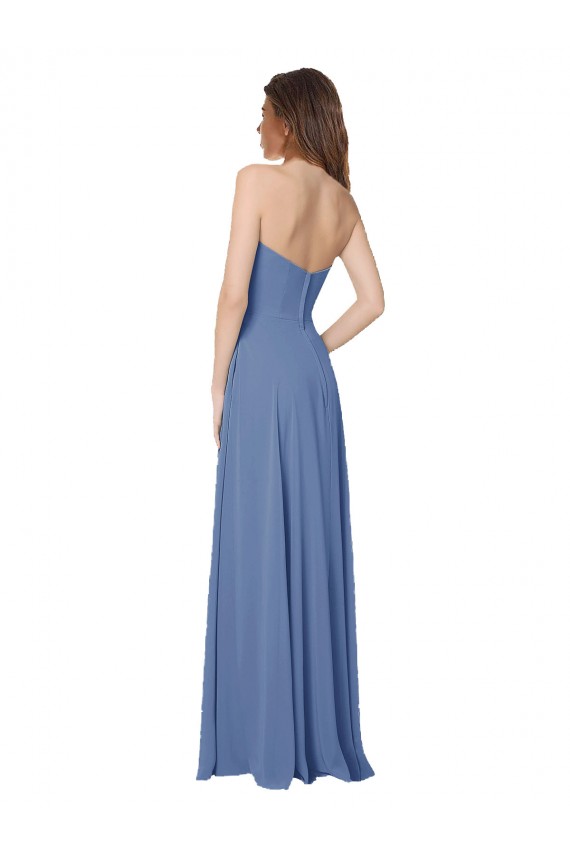 Outlet Azul Windsor línea A Sin tirantes Gasa Largo Vestidos de dama de honor